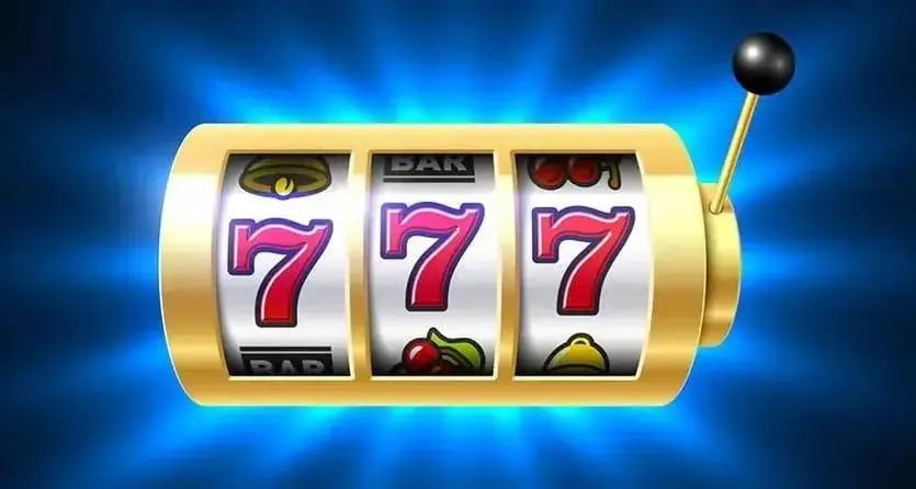 Pengguna Indonesia menggunakan aplikasi qq1122 di smartphone untuk taruhan dan bingo online